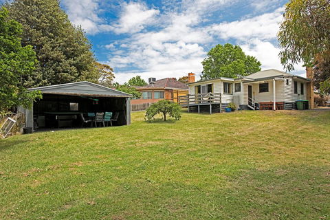 Jettycove Beach House - Your Accommodation 17