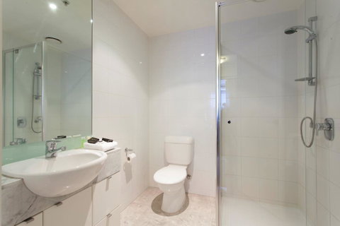 Melbourne Vacation Rentals Apartment - Your Accommodation 12