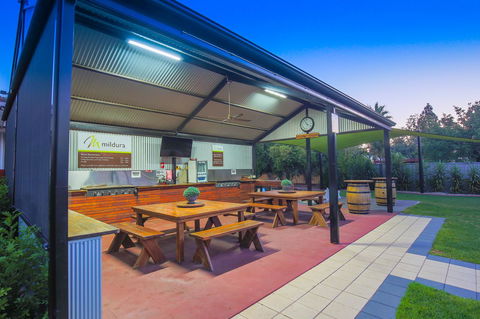 Mildura Holiday Villas - Your Accommodation 17