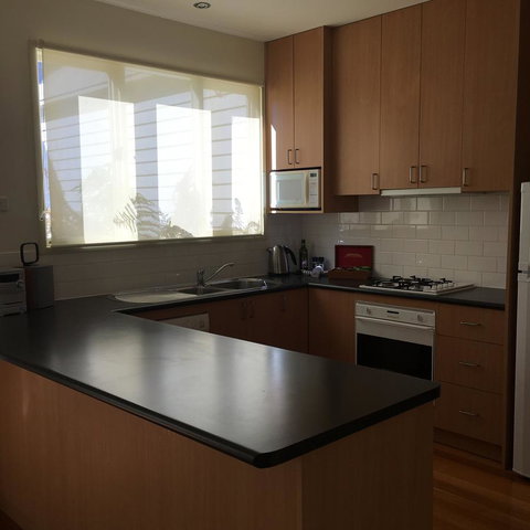 Lakeside Conti Villas - Your Accommodation 5