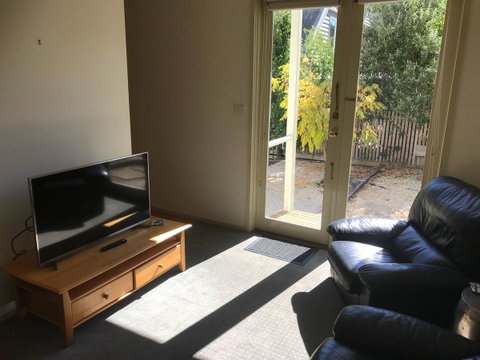 Lakeside Conti Villas - Your Accommodation 11