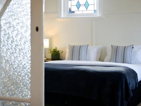 Churchills - Your Accommodation 13