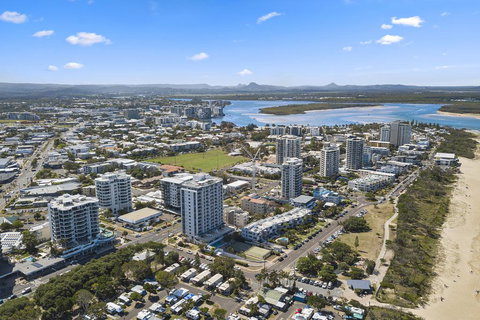 The Burlington Holiday Apartments - Your Accommodation 1