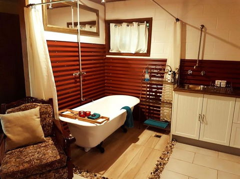 The Cabin - Your Accommodation 2