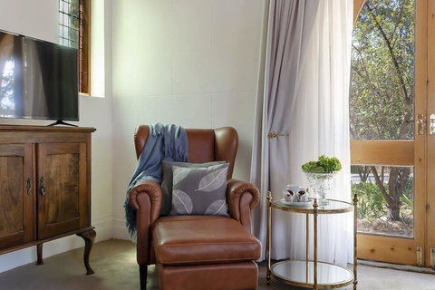 The Chapel - Your Accommodation 2