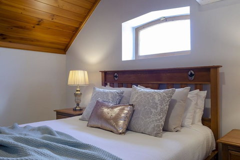 The Chapel - Your Accommodation 3