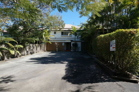 The Cliff House - Your Accommodation 1