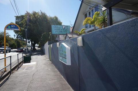 The Cliff House - Your Accommodation 0