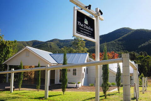 The Dacha - Your Accommodation 0