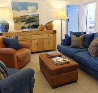 The Dewhurst - Sophisticated Entire CBD Apartment - Your Accommodation