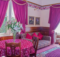 The Duck House - Your Accommodation