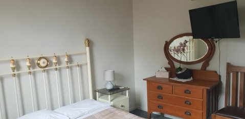 The Eastern Hotel - Your Accommodation 3