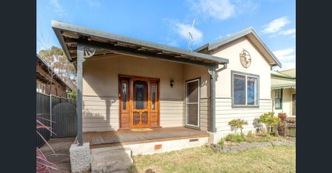 The Entertainer - Downtown Orange, Sleeps 11 - Your Accommodation 1