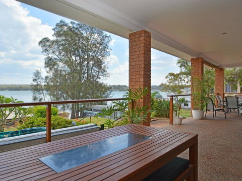 The House On The Lake @ Fishing Point, Lake Macquarie - Honestly Put The Line In And Catch Fish - Your Accommodation 0