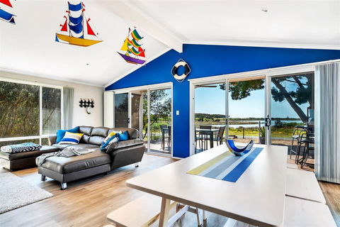 The Lakehouse - Your Accommodation 0