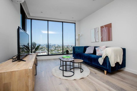 The Lively City 2bed 2 Bath APT @Footscray - Your Accommodation 1