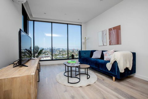 The Lively City 2bed 2 Bath APT @Footscray - Your Accommodation 1