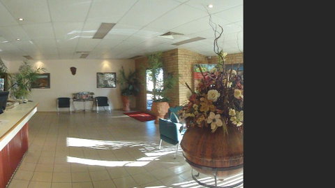 The Lodge Motel - Your Accommodation 2
