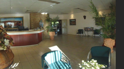 The Lodge Motel - Your Accommodation 3