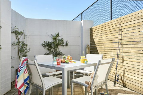 The Moorings At Metung - Your Accommodation 3