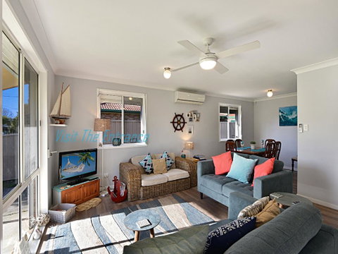 The Nautical House - Your Accommodation 3