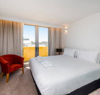 The Nest - Cosy Space on Newcastle Street with Roof Terrace - Your Accommodation