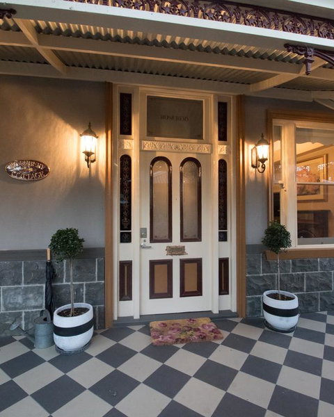The Oaks Lilydale Accommodation - Your Accommodation 3