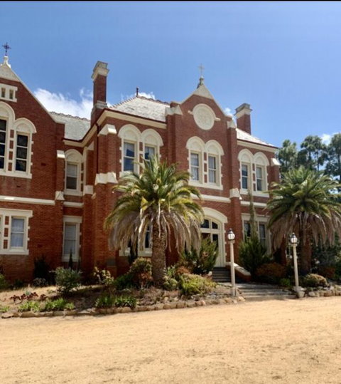 The Old Convent St Arnaud - Your Accommodation 3