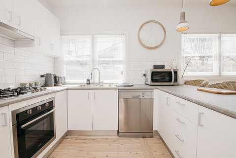 The Palms - Stylish, Modern And Cute As A Button - Your Accommodation 3