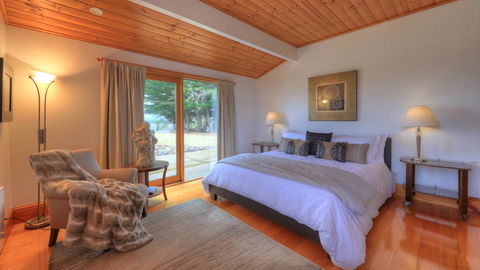 The Peninsula Experience - Your Accommodation 3
