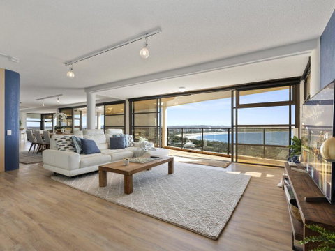 The Penthouse @ Point Cartwright - INSTANT HOTEL WINNER 2019 - Your Accommodation 0