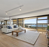 The Penthouse  Point Cartwright - INSTANT HOTEL WINNER 2019 - Your Accommodation