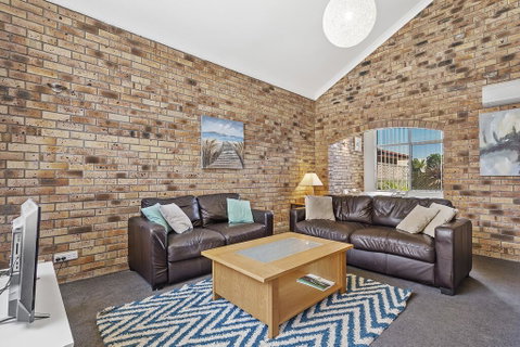 The Pines 5 - Your Accommodation 2