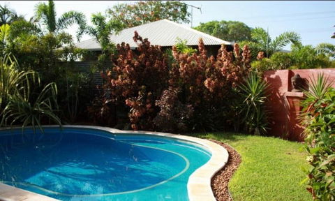 The Quarters Self Contained Bungalow - Your Accommodation 0