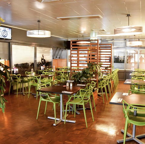 The Queensland Hotel - Your Accommodation 1