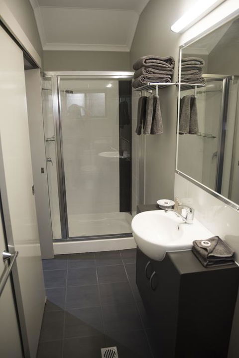 The Rocks Motel - Your Accommodation 3