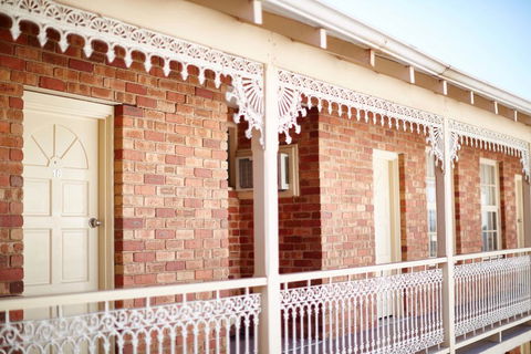 The Rose Hotel & Motel - Your Accommodation 0