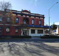 The Royal Hotel - Your Accommodation