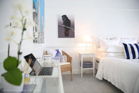 The Sampson - Orange - Your Accommodation 1