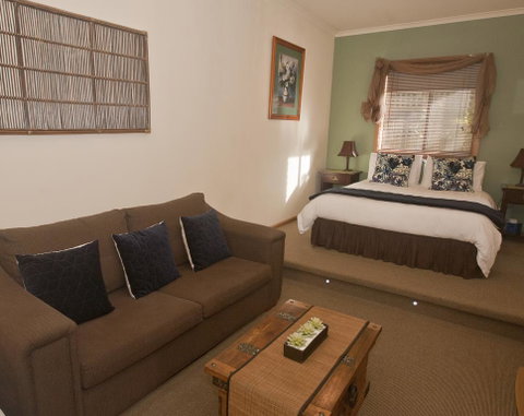The Shingles Riverside Cottages - Your Accommodation 3