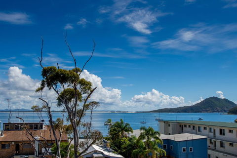 The Shoal Unit 405 - Shoal Bay - Your Accommodation 0
