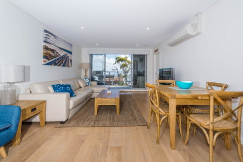The Shoal Unit 405 - Shoal Bay - Your Accommodation 1