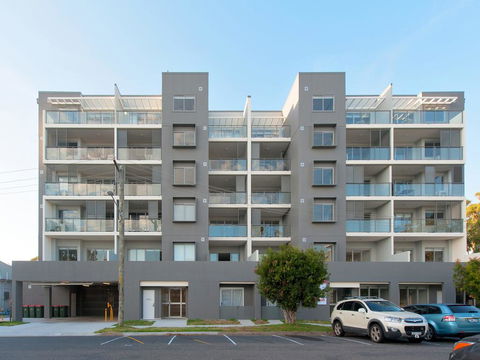 The Shoal, Unit 309/4-8 Bullecourt Street - Your Accommodation 2