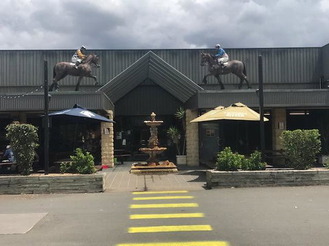 The Sportsman's Hotel - Your Accommodation 0