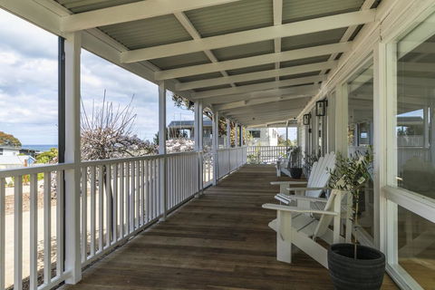 The Summer House Retreat Torquay - Your Accommodation 1