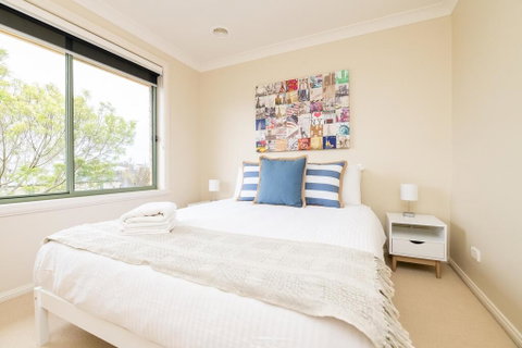 The Tinnock Entertainer Large & Comfy + Wifi - Your Accommodation 2