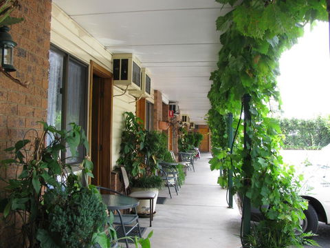 The Wayfarer Motel - Your Accommodation 0