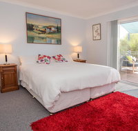 The White House - Your Accommodation
