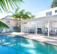 The White House' 25 Tomaree Road - fantastic house with pool linen FOXTEL  WII-U - Your Accommodation