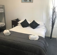 Tin Can Bay Budget Accommodation - Your Accommodation